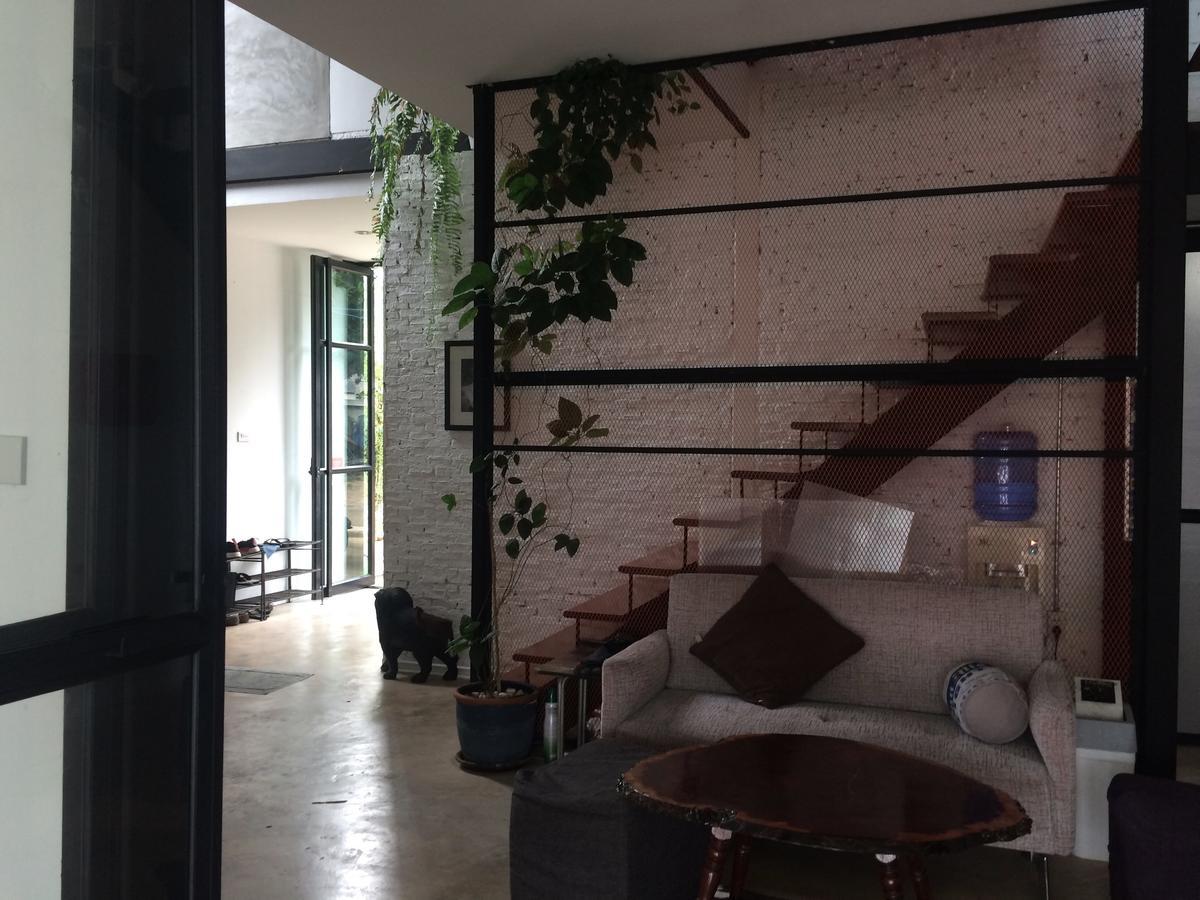D Hostel カンチャナブリ エクステリア 写真